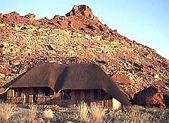 Twyfelfontein Country Etosha 3*